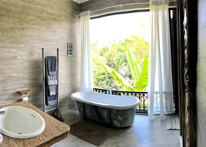 Puri Kasih Gottlieb Hotel 4*