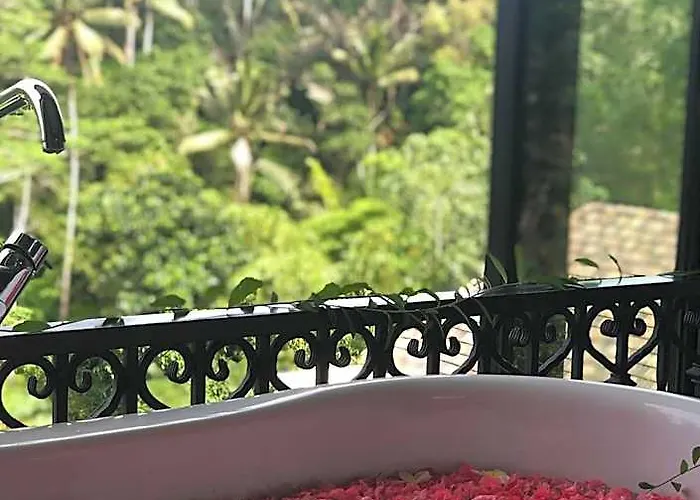 Puri Kasih Gottlieb Hotel
